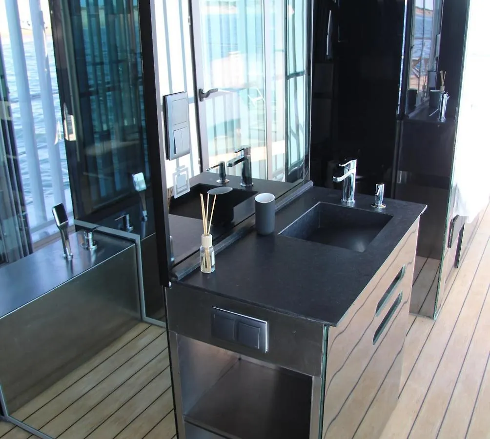 Barco Casa Marina Fuzeta Hotel 0*,